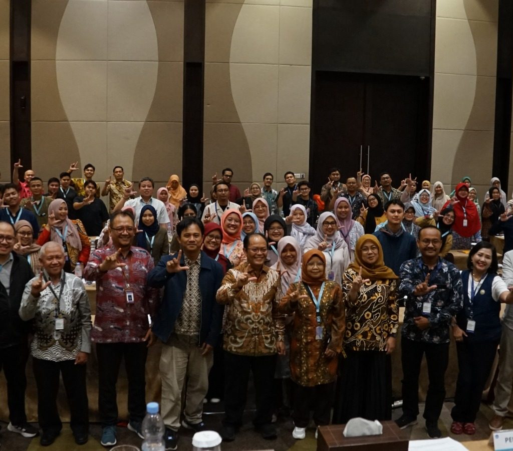 Leksikografi dan Kecerdasan Artifisial: Adaptasi Teknologi untuk Kedaulatan Bangsa